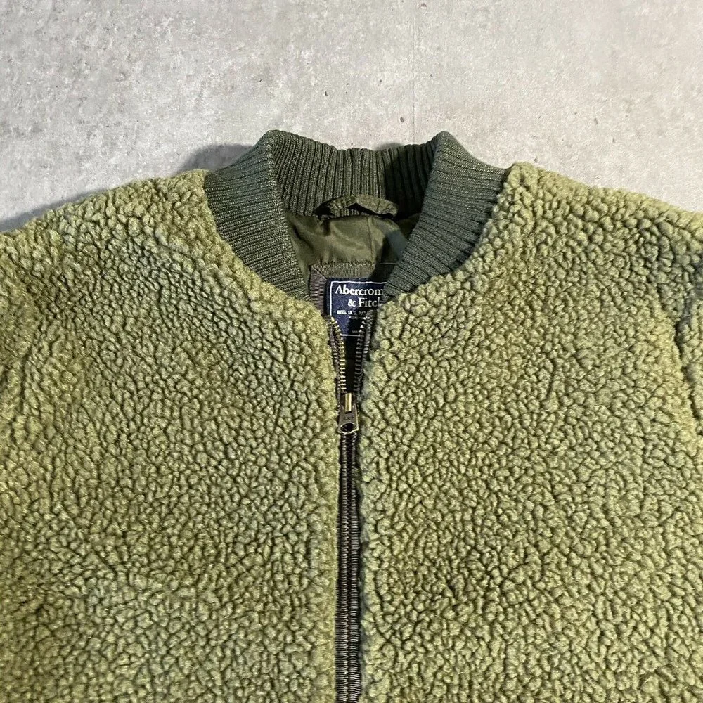 Abercrombie & Fitch deep pile Fleece Jacket Medium - Picture 3 of 7